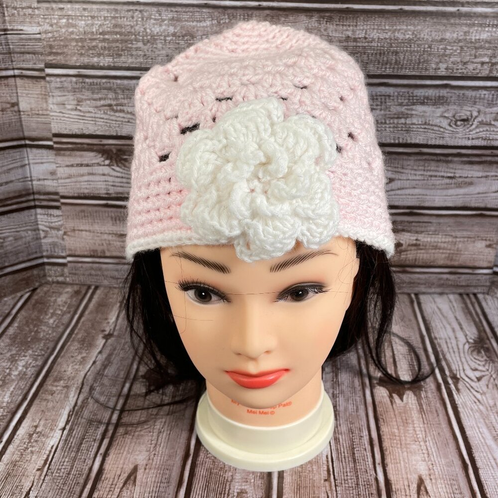 Handmade Light Pink White Women Flower Soft Crocheted Beanie Hat USA NEW